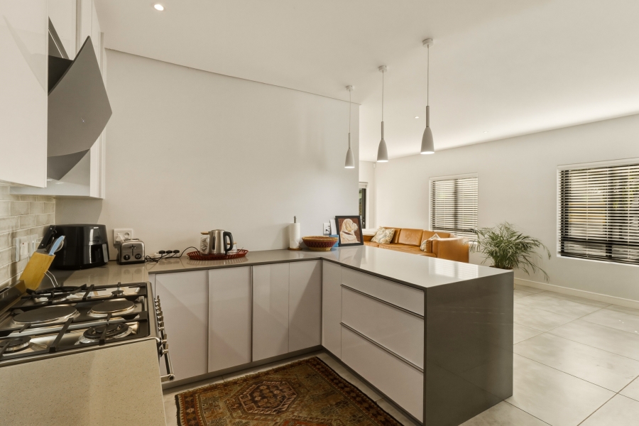 4 Bedroom Property for Sale in Somerset Ridge Western Cape